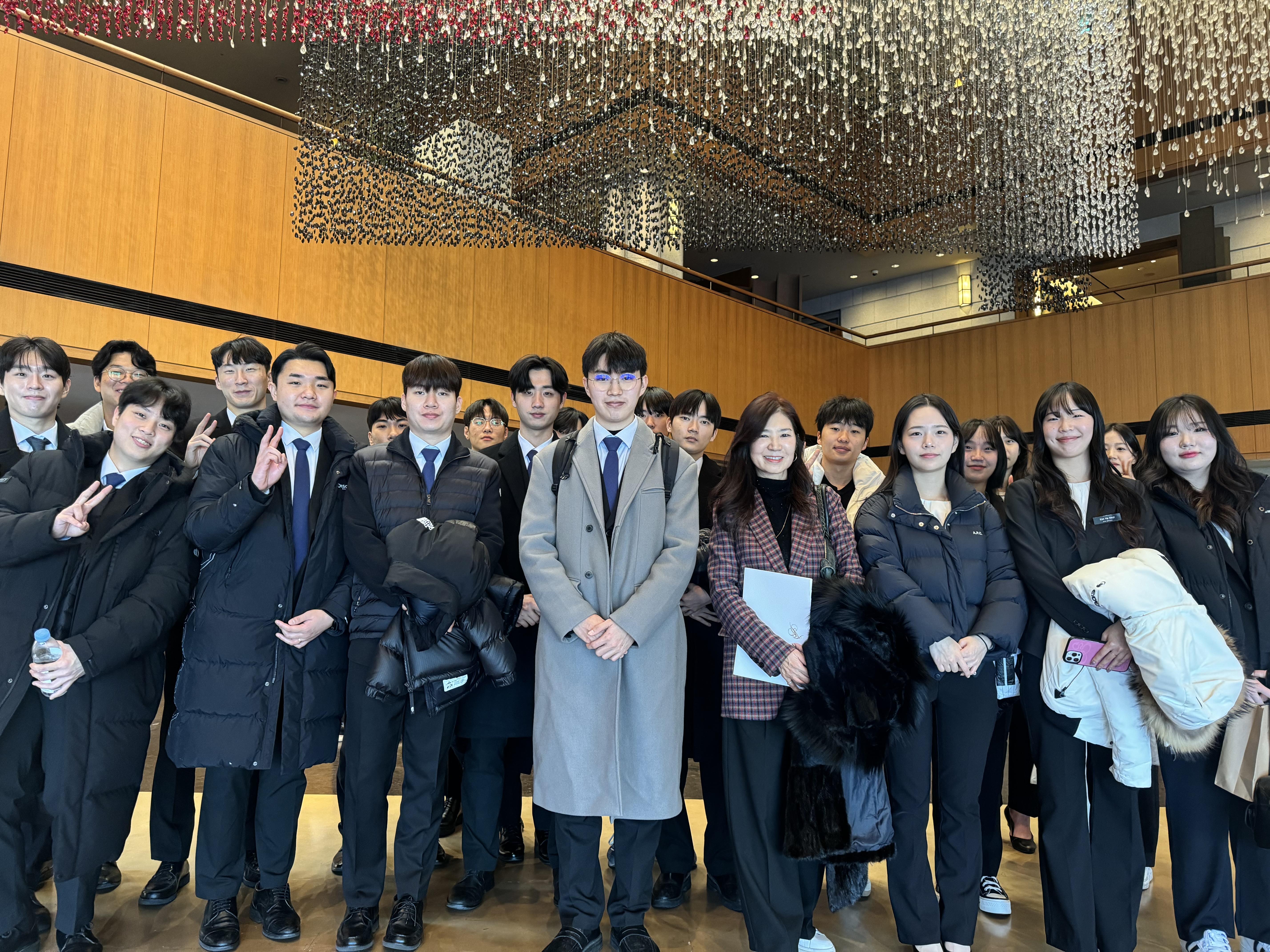 (1/2) 중부대학교 호텔경영(비즈니스)전공 5성급호텔 신라호텔(THE SHILLA) 견학 사진