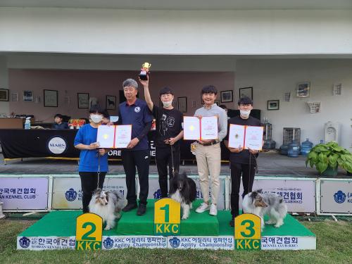 중부대학교 훈련동아리 학생들 어질리티 챔피언쉽 1위, 2위, 3위 석권 쾌거