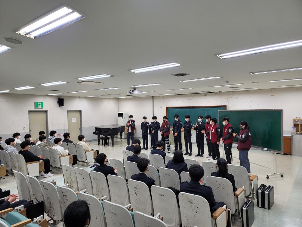 22학년도 경찰법학전공 개강총회(03/14) 사진2