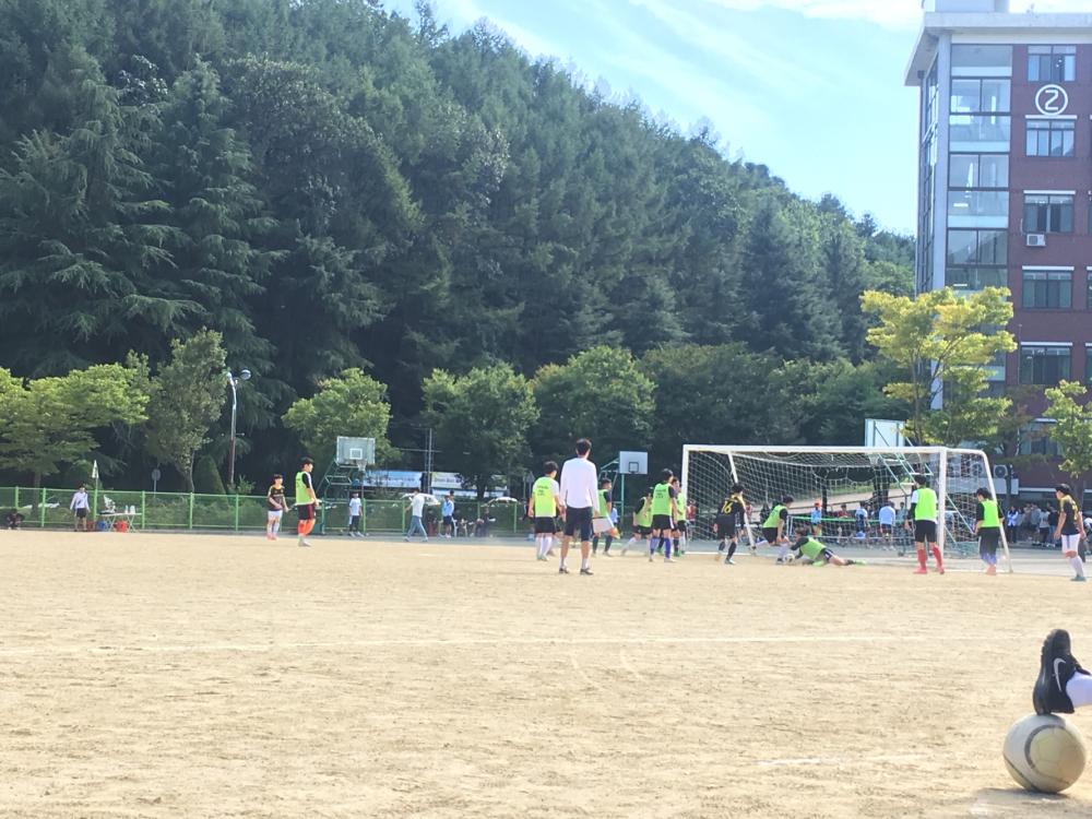 18년도 체육대회 축구 본선 사진3