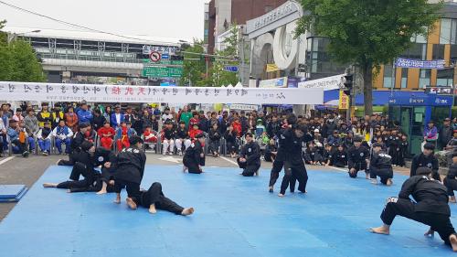 중부대 경호보안학전공, 아산성웅 이순신축제에서 무술시범 실시