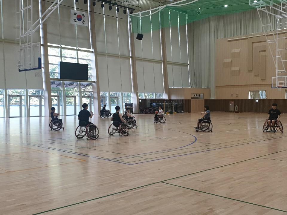 휠체어 농구 소개 사진1
