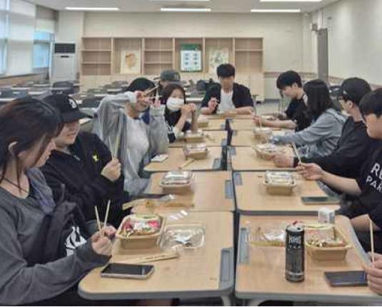 종강총회 사진1