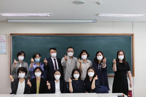 3주기 간호교육인증취득 축하를 위한 동문 방문