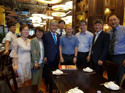 도은수교수님(충남인삼산학연협력단장) '베트남으로의 인삼수출을 위한 협력체결'