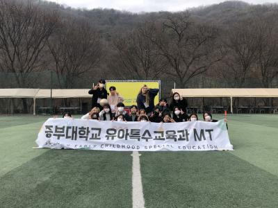 2023.03.22~23 학과 MT 1학년 단체 사진