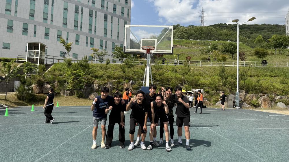 정보보호학전공 중부체전 농구 1등!! 사진1