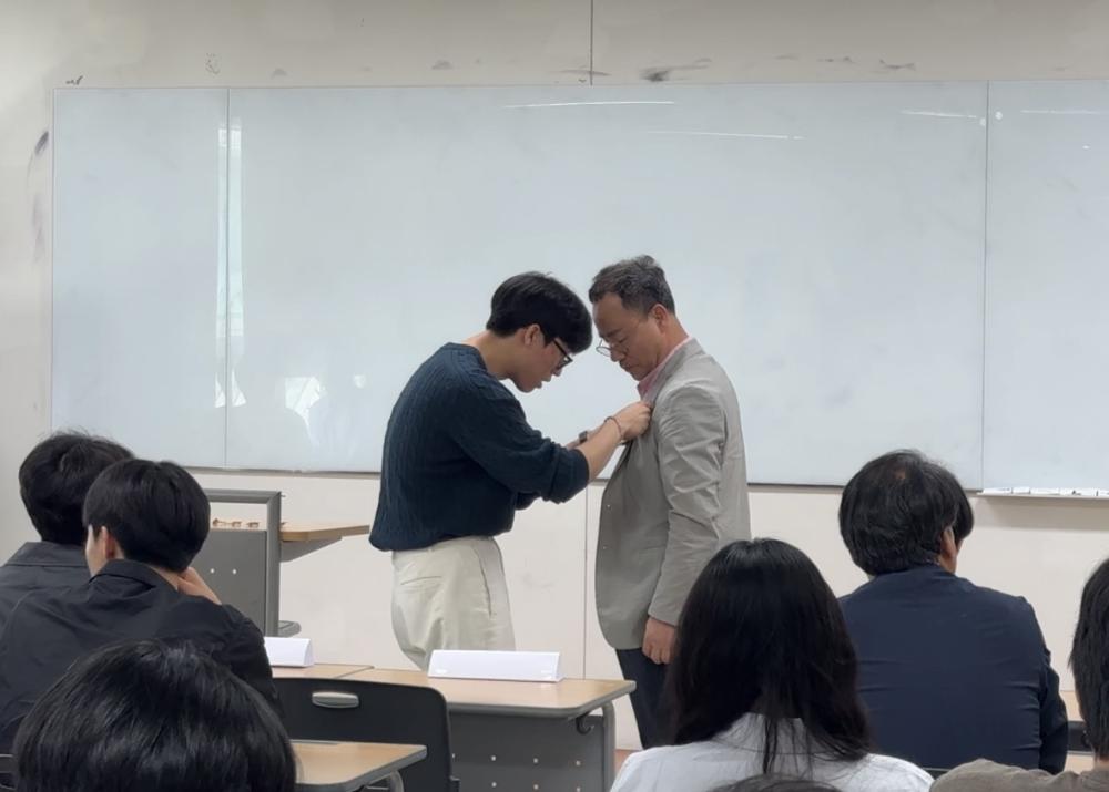 2024학년도 전기전자공학전공 스승의날 행사 사진1