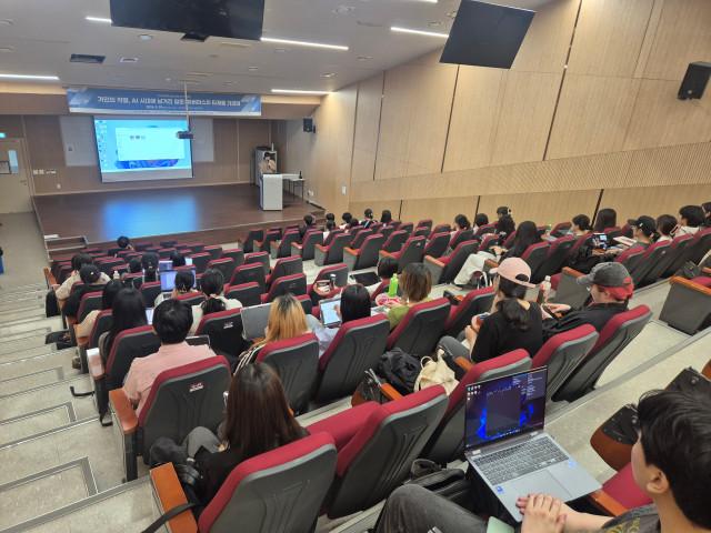 26년 6월 9일 이종혁 프로듀서님의 특강"제작 현장의 변화와 창작자가 마주한 과제" 사진1