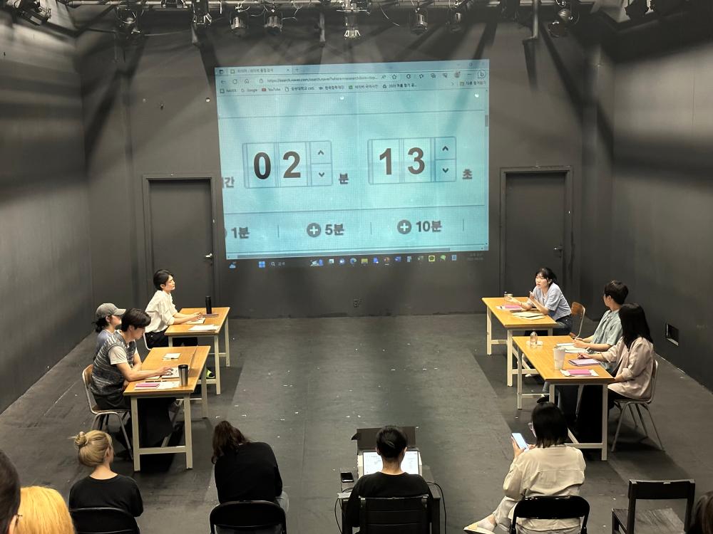 2023 여름정기공연 <웃다보니,웃을 때가 아니다> 사진5
