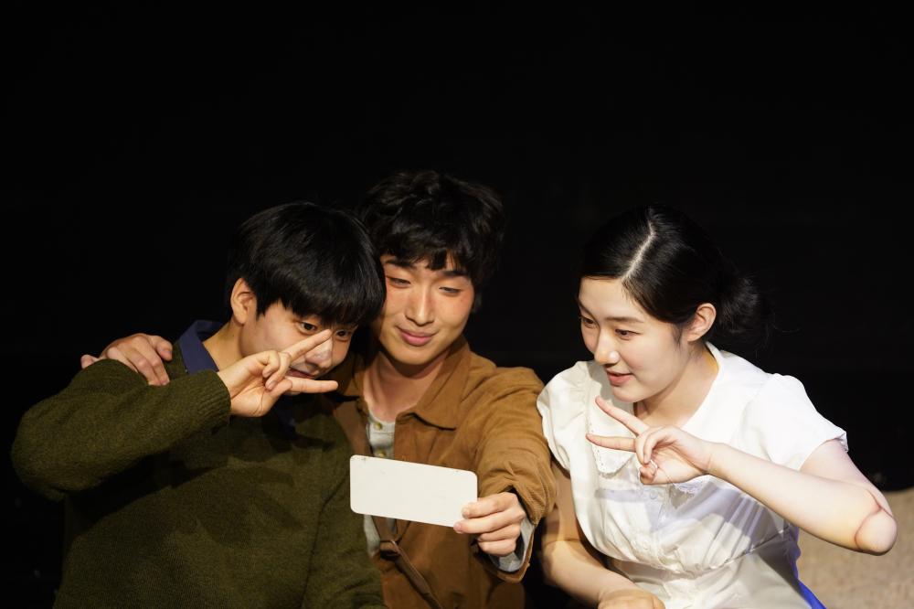 제34회 젊은 연극제 <고장 난 로봇은 사랑이 궁금하다> 사진9