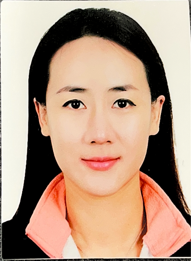 Romchat Jantranugul(진수연) 교수 사진